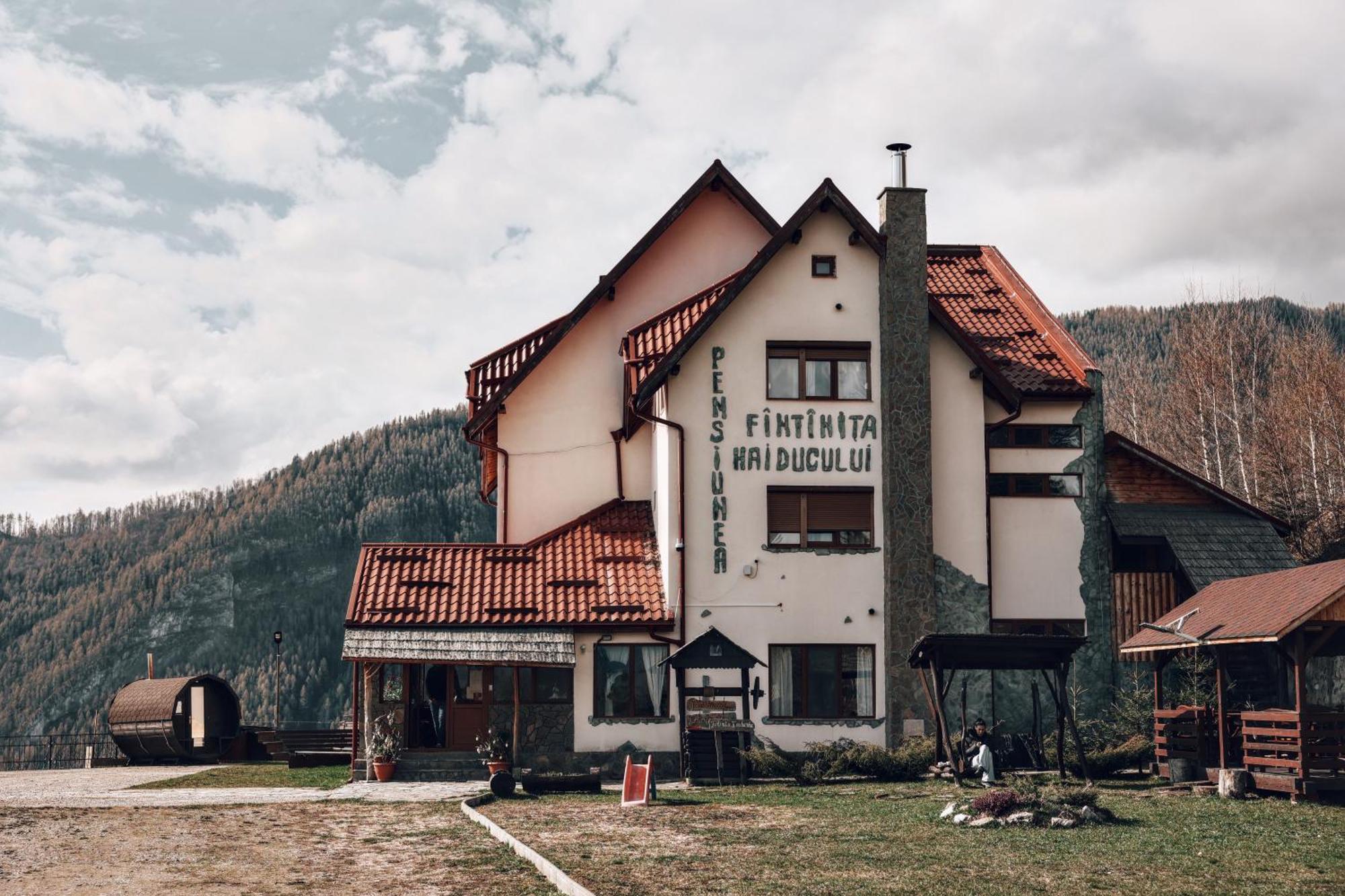 Pensiunea Fantanita Haiducului Ciungetu Exterior photo